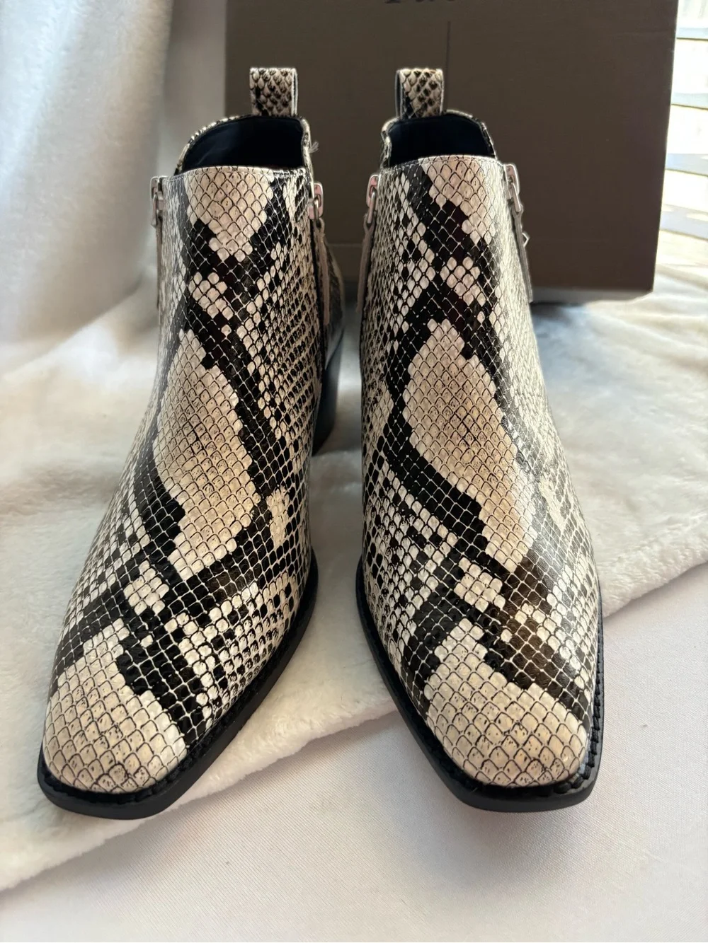 Linea Paolo Sochi2 Snake Print Leather Bootie Size 8.5 NIB
